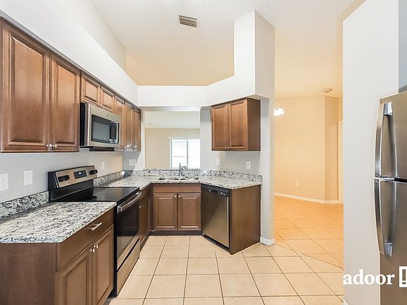 3rd image of 13245 Prestwick Dr