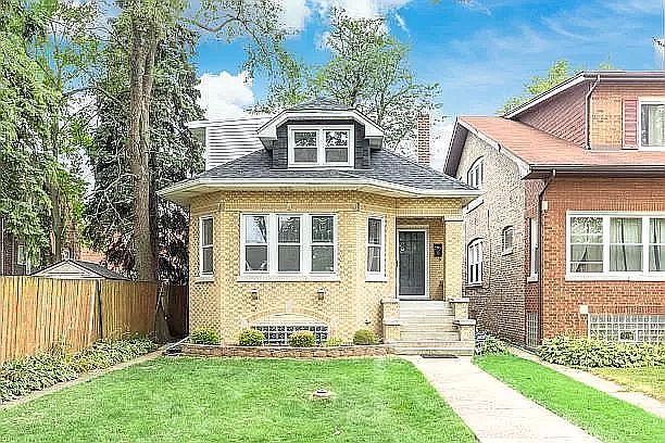 1st image of 1806 N Nagle Ave
