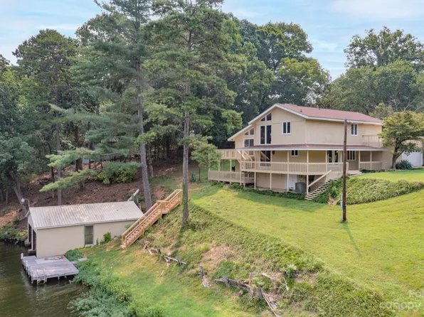 50109 Fox Rd, Albemarle, NC 28001