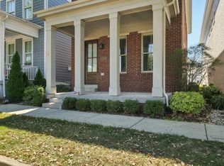 10910 Kings Crown Dr, Prospect, KY 40059