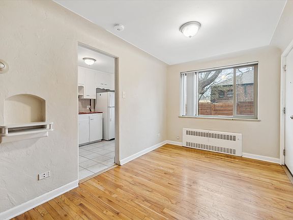 3rd image of 1522 Fairfax St APT 1