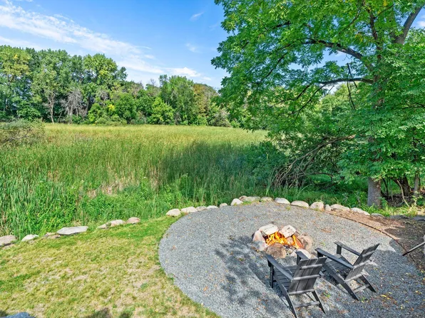 10 Woodlawn Ave, Tonka Bay, MN 55331