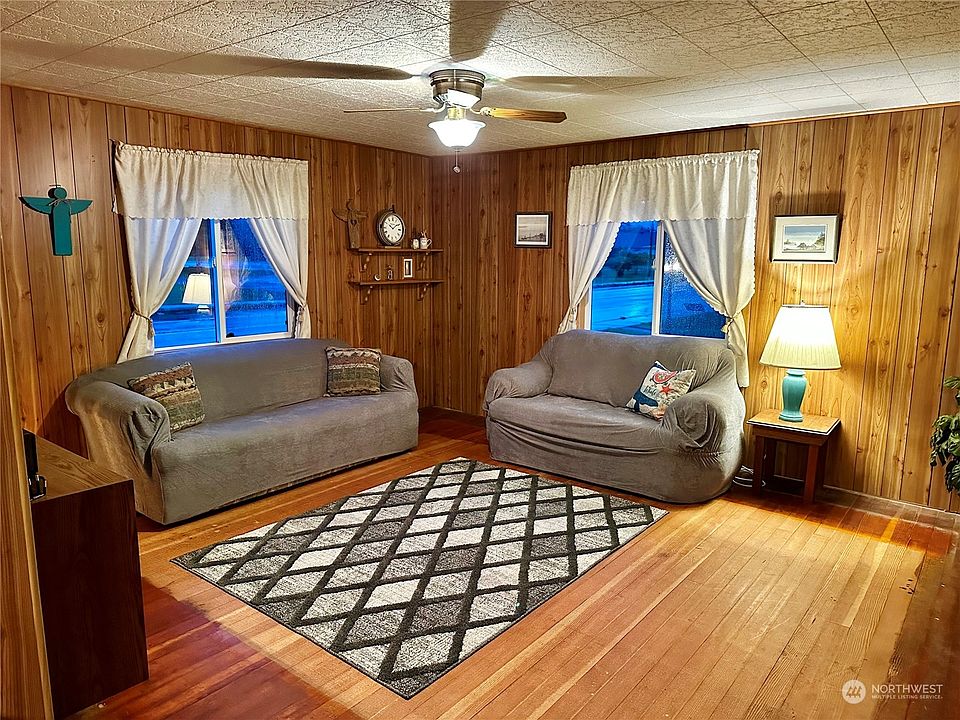 817 STATE ROUTE 101, Chinook, WA 98614 Zillow