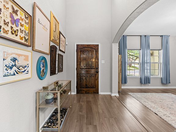 4th image of 10636 Newcroft Pl