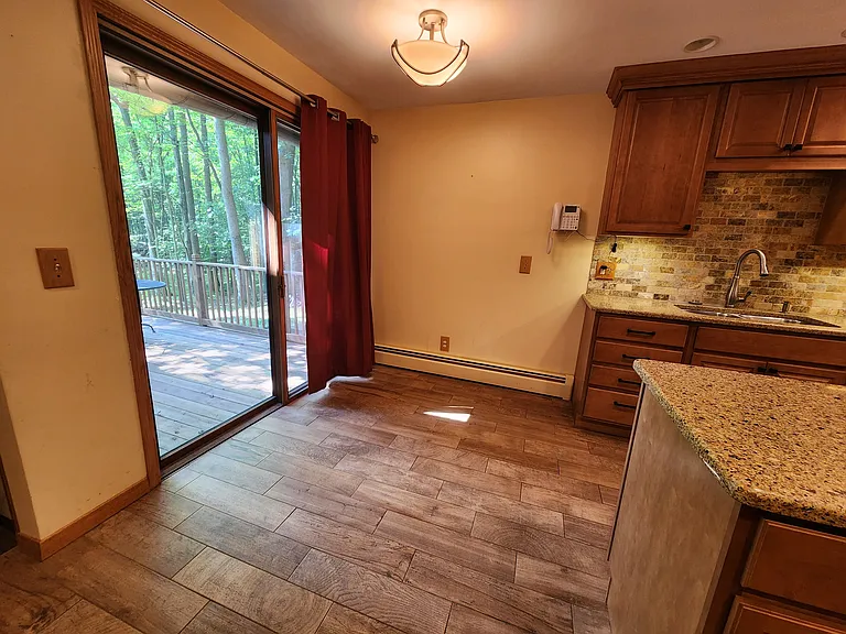 375 Houghton Rd — Photo 5