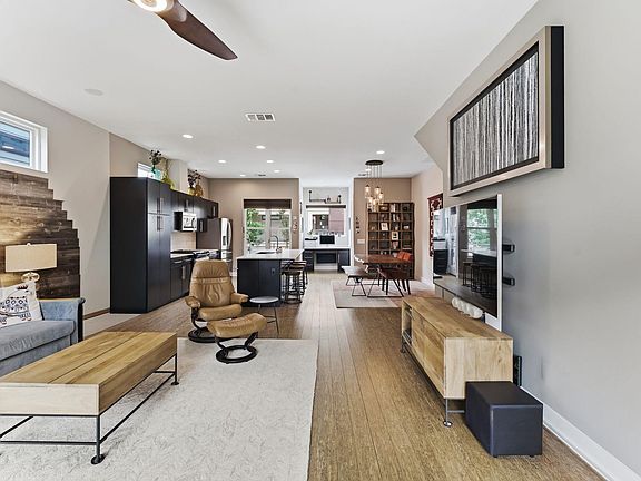 5th image of 2712 S 5th St #B