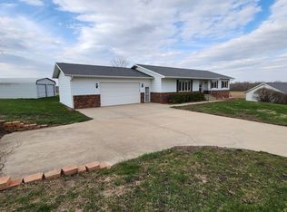 3337 County Home Rd, Marion, IA 52302