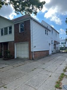 221-40 59 Avenue, Oakland Gardens, NY, 11364