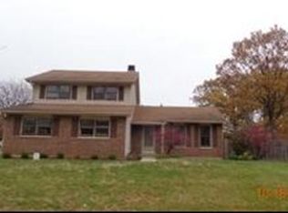 301 Oakbrook Ct, Bartlett, IL