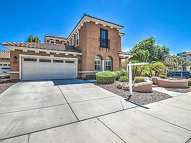 4 bed, 2758 sqft, $3,000 — Photo 2