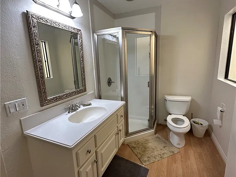 832 Magnolia Ave #14 — Photo 17