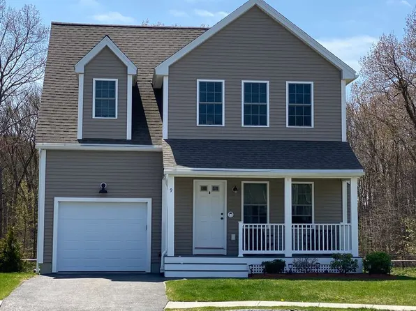 9 Bicknell Cir, Haverhill, MA 01835
