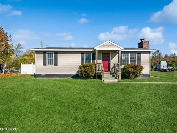3286 Desha Rd, Tappahannock, VA 22560