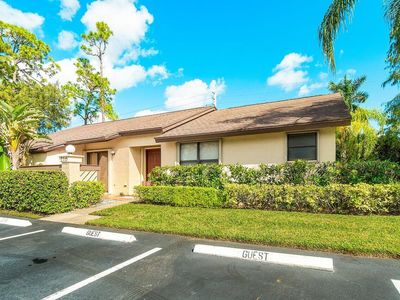 216 Thorn Apple Court, Royal Palm Beach, FL, 33411