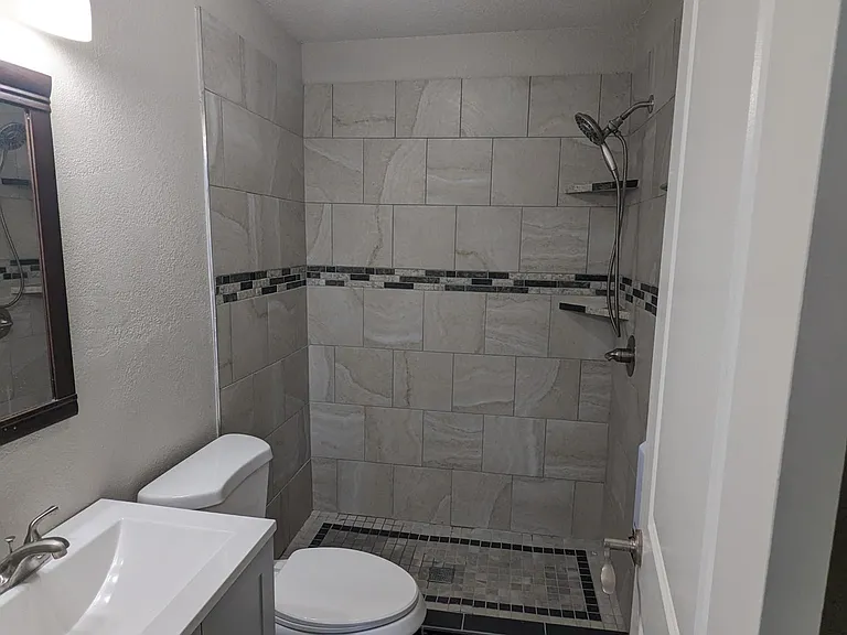 1214 Sims Ave — Photo 7