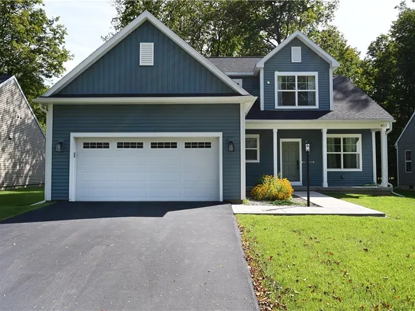 911 Park Dr, Rome, NY 13441