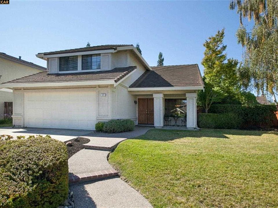 1st image of 319 Fontaine Dr