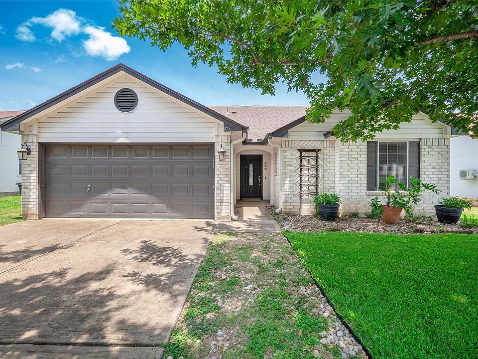 1st image of 815 Lantana Ln
