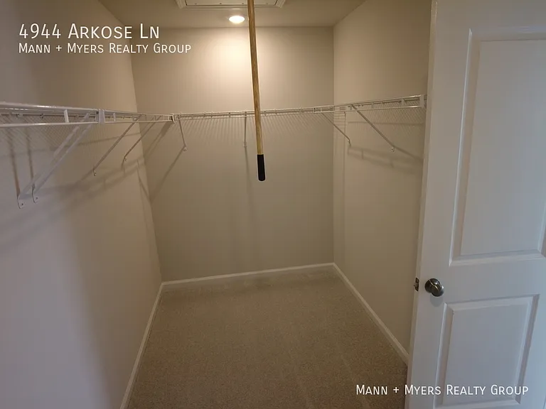 4944 Arkose Dr — Photo 19