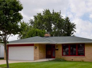 6587 W Dodge Pl, Milwaukee, WI 53220
