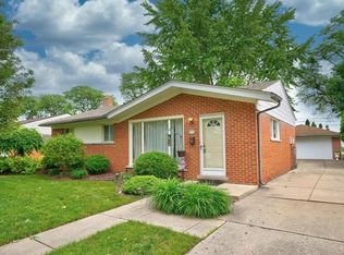 8708 Columbia St, Dearborn Heights, MI 48127