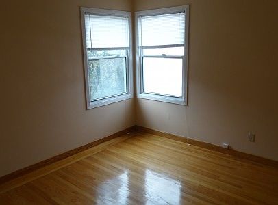 5th image of 121 Verano Dr