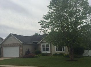 246 Wendy St, Sycamore, IL 60178