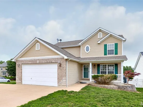7 Winter River Ct, Fenton, MO 63026