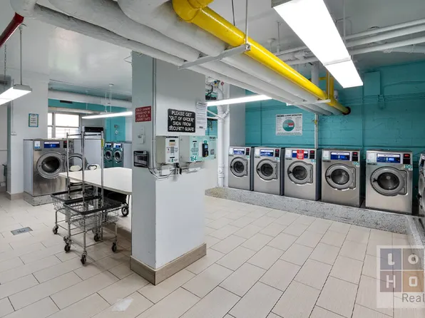 575 Grand Street image 22 of 23