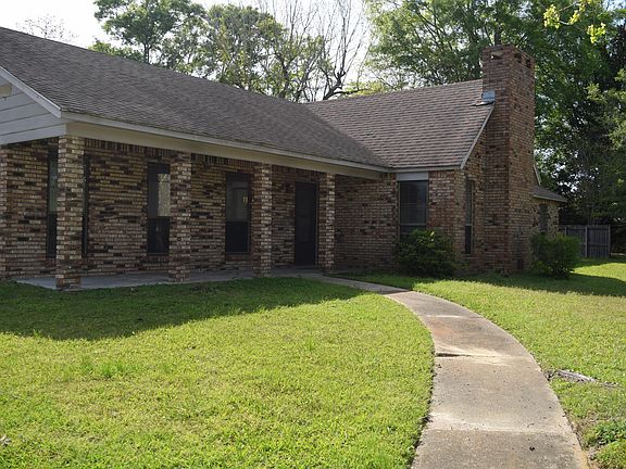 2nd image of 12075 Kencrest Dr