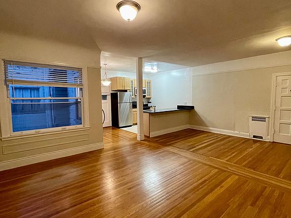 3rd image of 486 Funston Ave APT 302