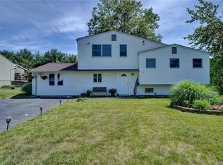 132 Parkway Dr S, Orangeburg, NY 10962