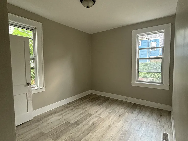 203 Renner Ave #2 — Photo 6