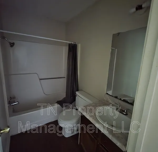 204 Rue Royale #D — Photo 5