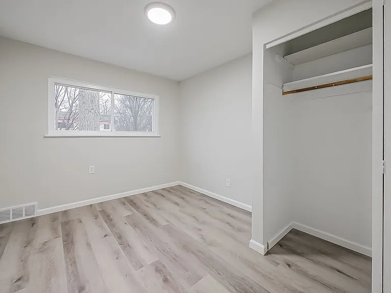 536 Emerson Ave — Photo 17