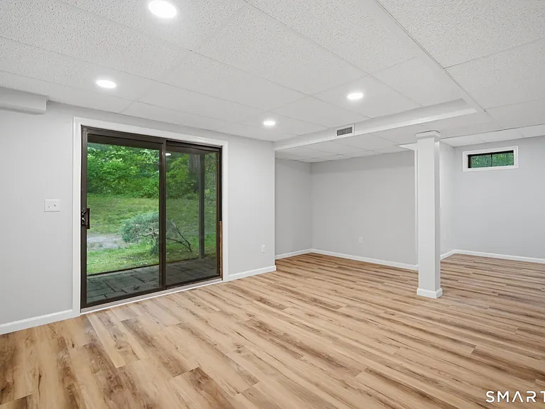 808 Mill Pond Dr #808 — Photo 21
