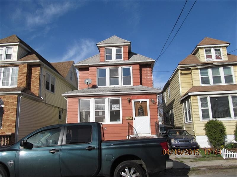1st image of 10749 166th St