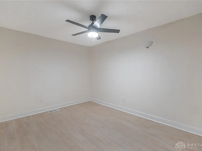 4400-4402 Pinebrook Ct #4402 — Photo 14