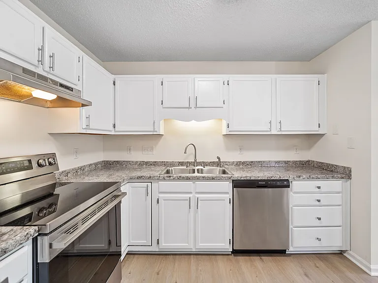 4228 Edith Ln #H — Photo 5