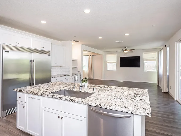 4455 English Elm St — Photo 9