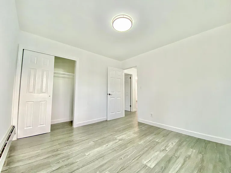 225 Locust Ave #2 — Photo 17