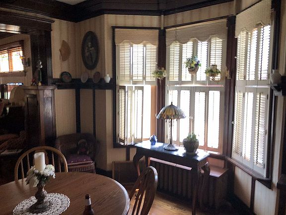 5th image of 1414 Roberts Ave