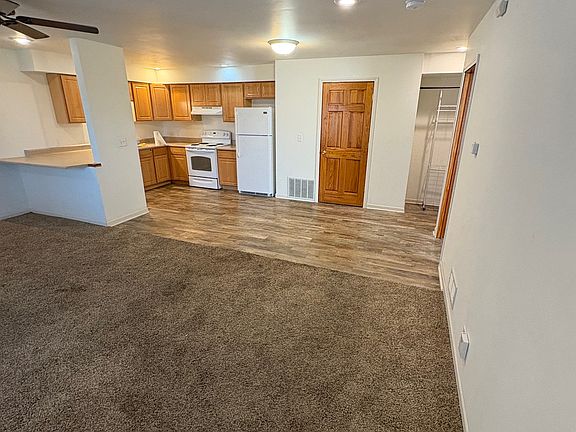 3rd image of 101 E South St #2