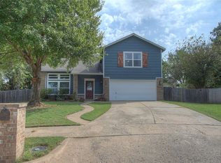 202 W Quanah Ct, Broken Arrow, OK 74011
