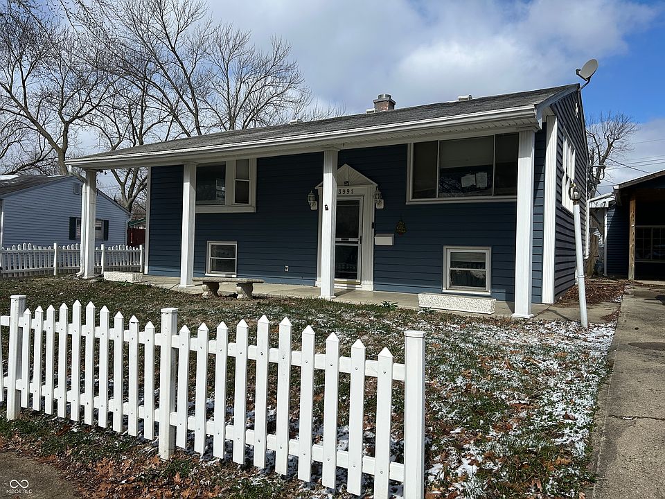 2nd image of 3991 Bennett Dr