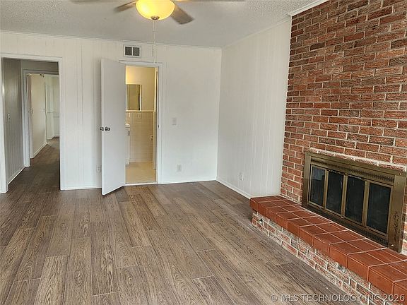 5th image of 7806 E 3rd St
