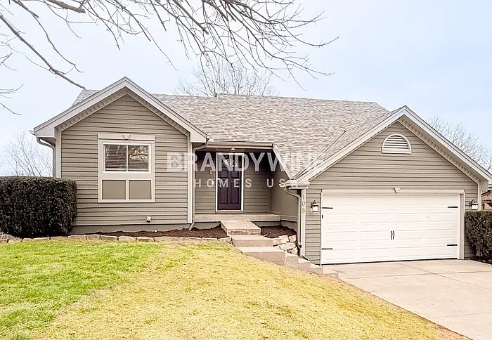 105 Sumac St — Photo 1
