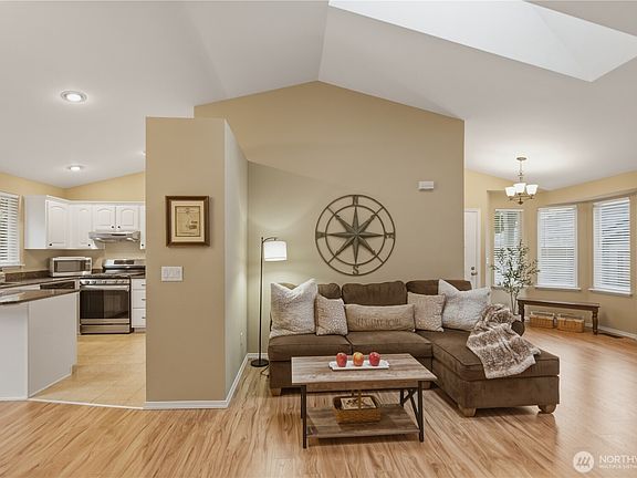 2nd image of 2415 SE 8th Place