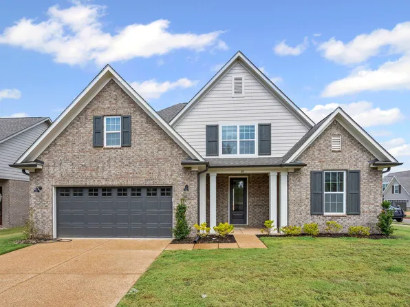 60 Live Oak Cv, Oakland, TN 38060