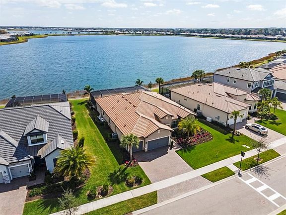 3rd image of 7768 Grande Shores Dr